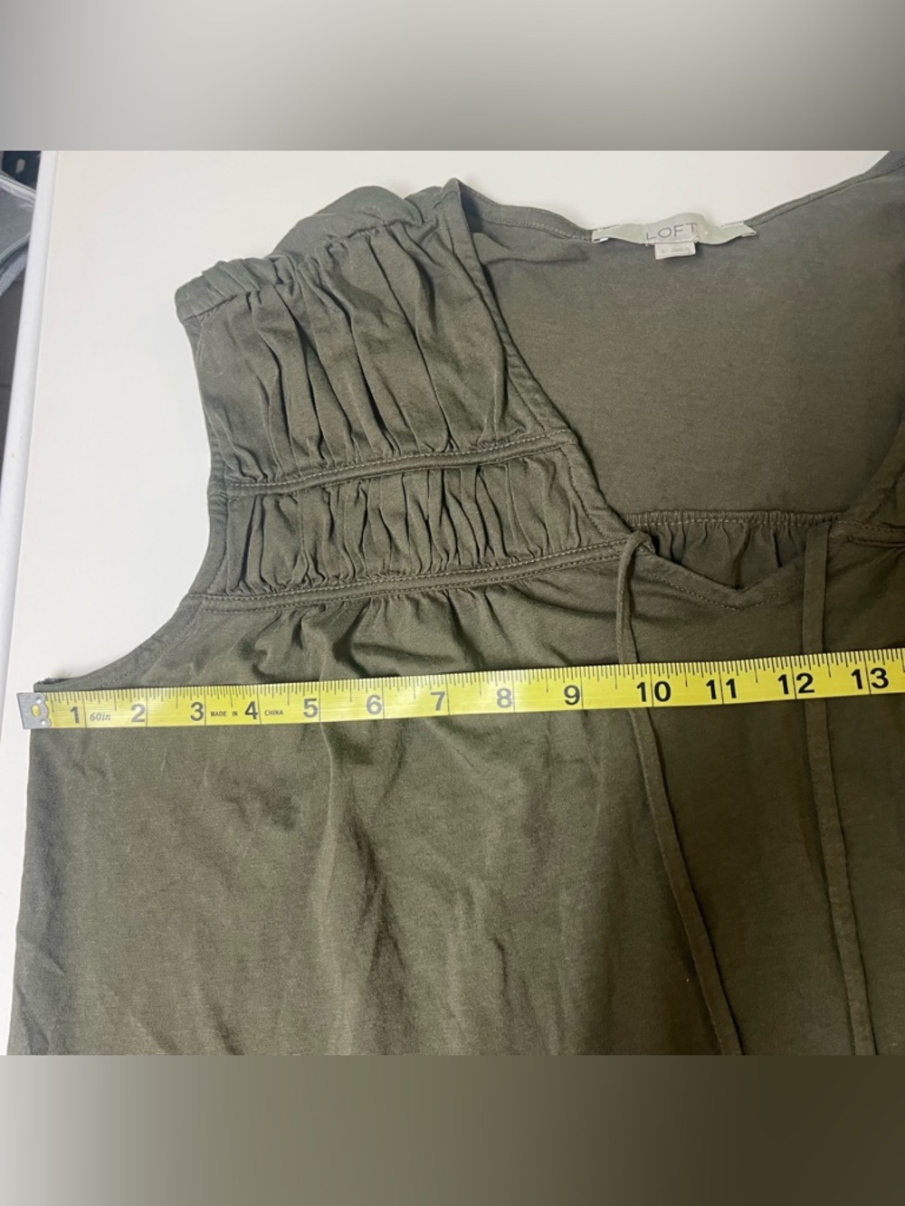 LOFT Shirred Tie Neck Top Green Cotton Blend Boho Chic V-neck Womens Large - Picture 9 of 12